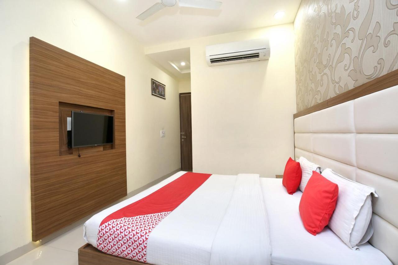 Capital O 8510 Welcome Inn Amritsar Exterior foto